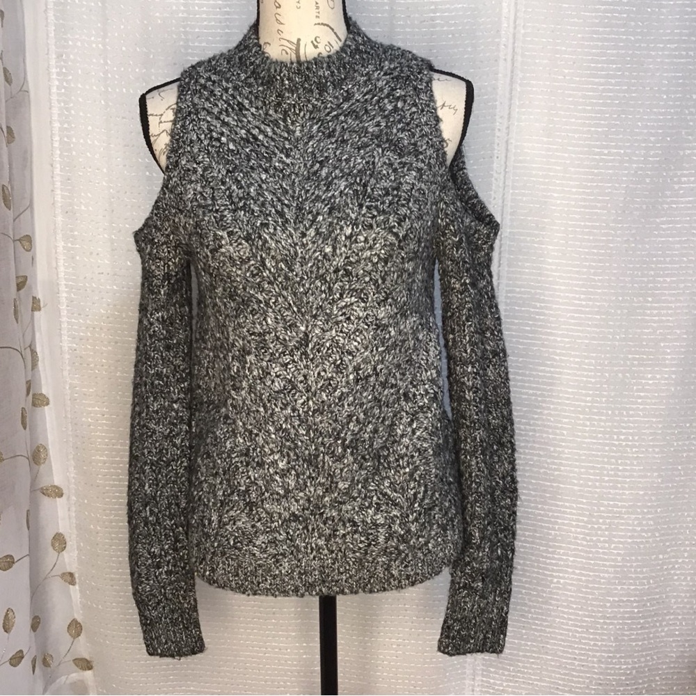 Express Outlet Cold Shoulder Sweater